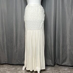 SOLITAIRE MEDIUM OFF WHITE MAXI SKIRT WITH SIDE SLITS New